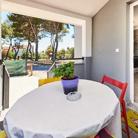 Mirna Apartament